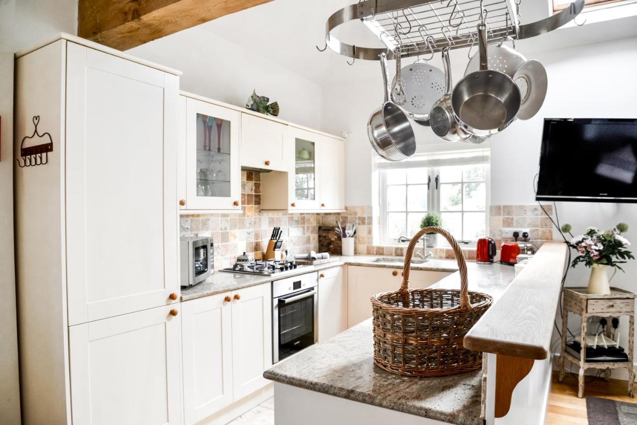 Chichester Cottage Funtington ภายนอก รูปภาพ