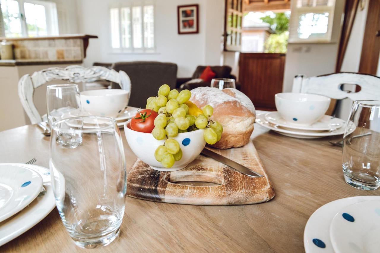 Chichester Cottage Funtington ภายนอก รูปภาพ